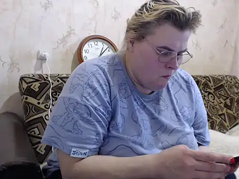 Snapshot of Ameliabusty chatting on November 12, 11:10 am Ameliabusty online show from November 12, 11:10 am