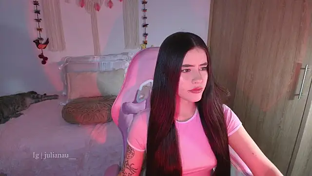 iriswest  online show from February 24, 12:52 am