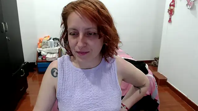 kittykalor09 online show from January 19, 4:38 am