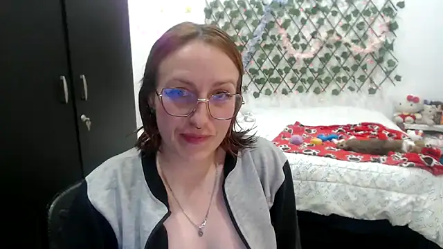 kittykalor09 online show from February 10, 2:26 am