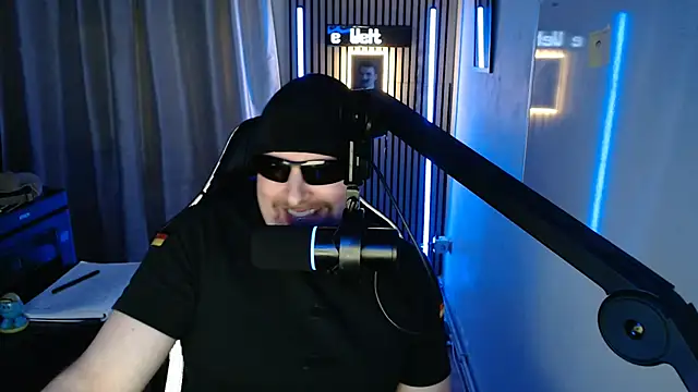 DerPornoPete online show from November 10, 8:30 pm