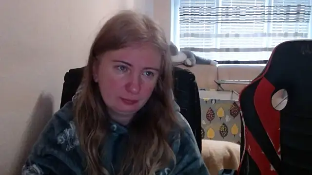 PeterAndJen online show from February 13, 6:31 am