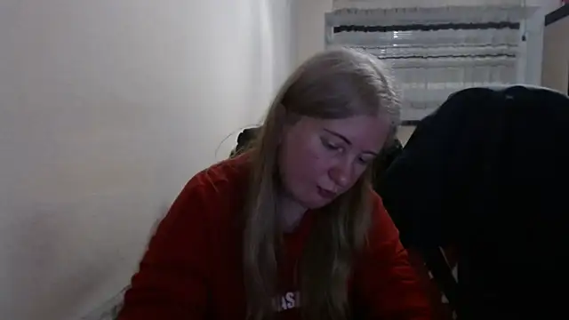 PeterAndJen online show from April 9, 6:35 pm