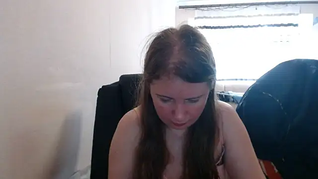 Snapshot of PeterAndJen chatting on July 8, 7:46 am PeterAndJen online show from July 8, 7:46 am