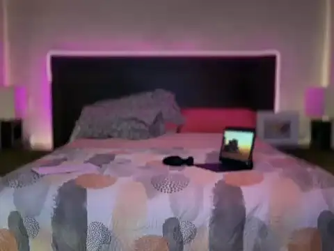 mcklister kinky feets online show from April 1, 2:56 am