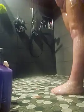 Snapshot of Kinkybeauty_freakybeast chatting on November 2, 9:22 am Kinkybeauty freakybeast online show from November 2, 9:22 am