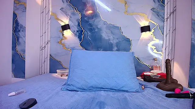 lorrayne  online show from September 23, 12:19 pm