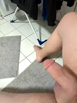 Snapshot of Philip266@xh chatting on December 19, 4:56 am Philip266xh online show from December 19, 4:56 am