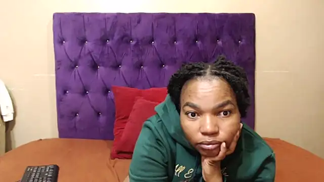 EBONYBUSTYY online show from May 15, 5:31 pm