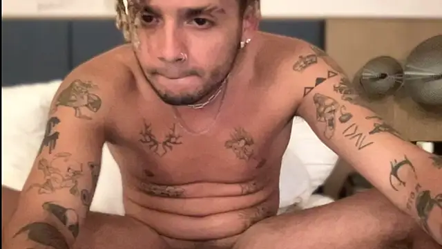 DanielsCock420 online show from May 25, 8:31 am