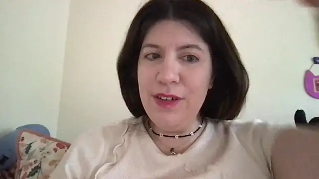 Snapshot of HYPHYtype chatting on September 12, 5:57 pm HYPHYtype online show from September 12, 5:57 pm