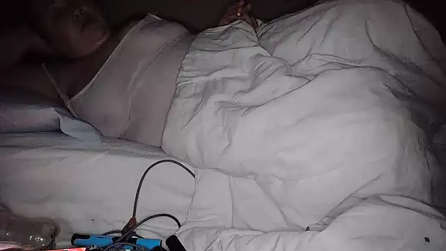 Snapshot of atlwebbie75 chatting on February 22, 10:47 am atlwebbie75 online show from February 22, 10:47 am