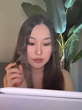 Snapshot of sphynx-_- chatting on September 11, 11:43 am sphynx- - online show from September 11, 11:43 am