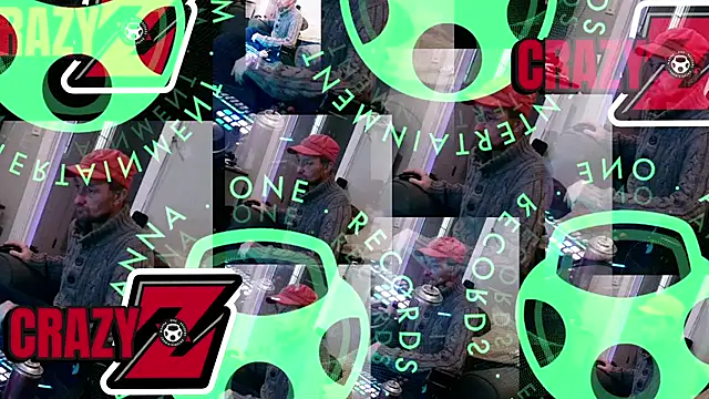 Snapshot of crazyzac chatting on January 12, 7:46 am crazyzac online show from January 12, 7:46 am