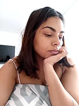 Ivanna2 online show from February 1, 2:15 pm