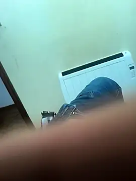 andros2712 online show from March 25, 12:27 am