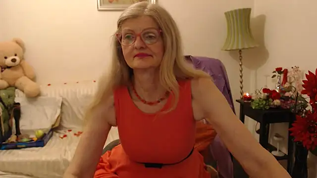 Snapshot of BlairFort chatting on February 13, 8:13 pm BlairFort online show from February 13, 8:13 pm