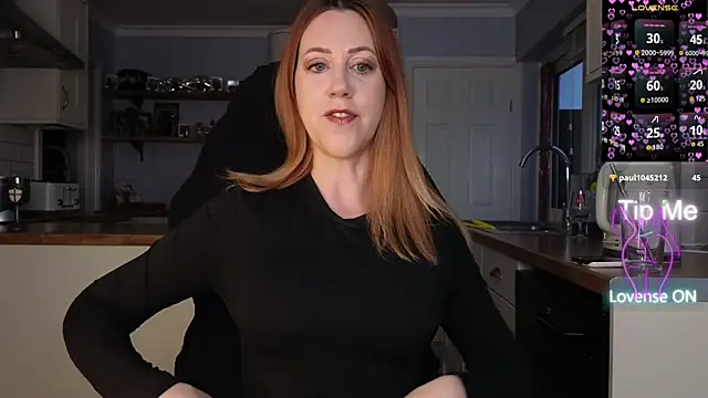 Snapshot of stripmequick chatting on February 15, 4:14 pm stripmequick online show from February 15, 4:14 pm