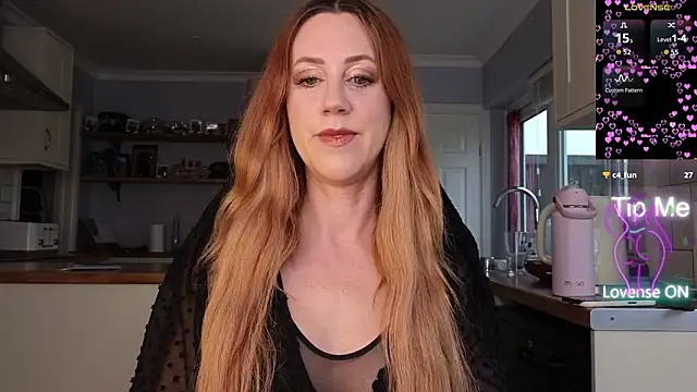 Snapshot of stripmequick chatting on March 7, 2:36 pm stripmequick online show from March 7, 2:36 pm