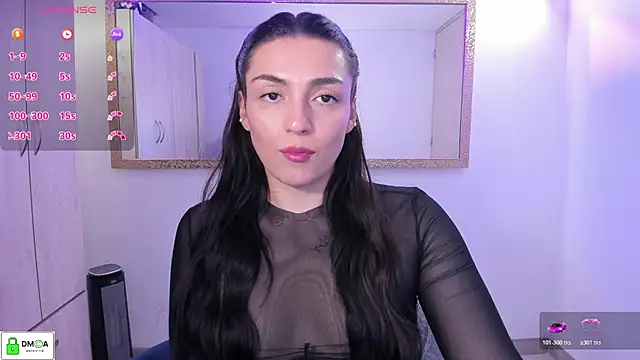 Snapshot of EricaVanderhill chatting on February 24, 10:30 pm EricaVanderhill online show from February 24, 10:30 pm