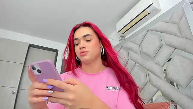 Snapshot of alexandra_fire69x chatting on April 28, 2:44 pm alexandra fire69x online show from April 28, 2:44 pm