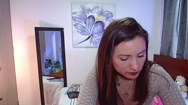 vanessabrown  online show from March 22, 6:36 pm