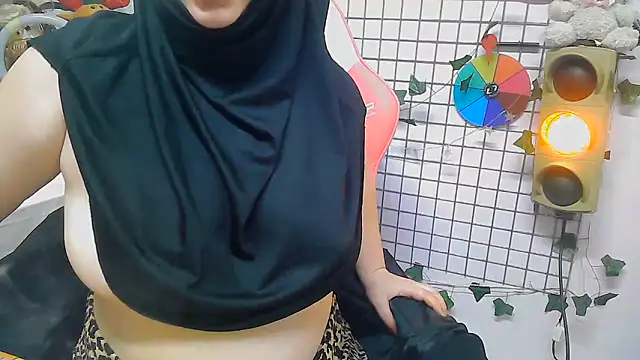 PinkPudding online show from March 3, 7:42 pm