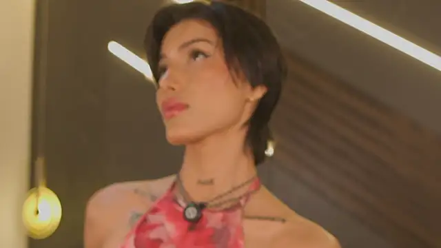 evamoretti online show from April 18, 11:27 pm