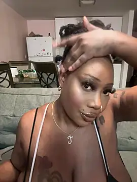 Snapshot of Cherishcherrysha chatting on January 4, 5:26 pm Cherishcherrysha online show from January 4, 5:26 pm