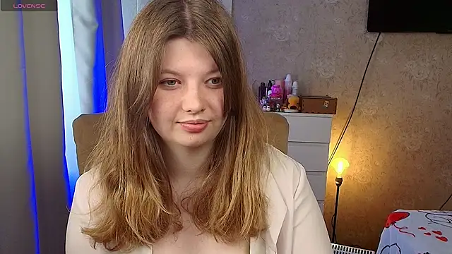 Vivian cutie online show from May 30, 10:34 am