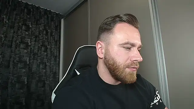 Thori92 online show from March 21, 8:29 pm