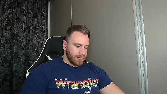 Thori92 online show from January 8, 5:37 pm