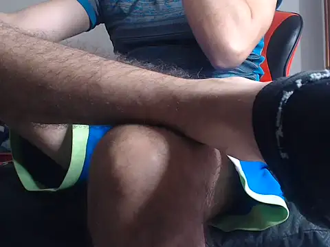 jeancarloscum12 online show from July 11, 9:38 pm