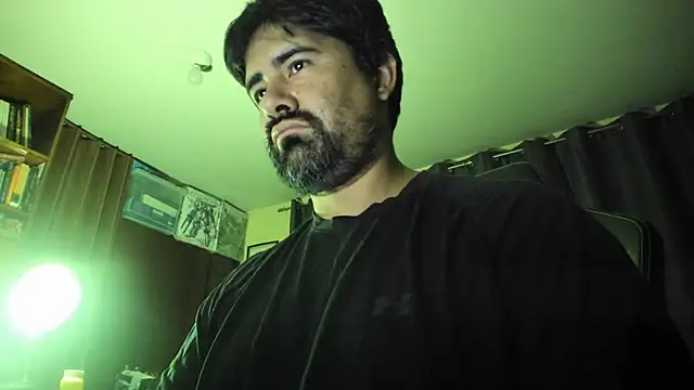 Snapshot of VonDoomdelToro chatting on June 5, 6:20 am VonDoomdelToro online show from June 5, 6:20 am