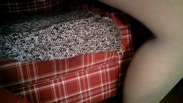 Snapshot of fusskuss2710 chatting on March 18, 1:42 pm fusskuss2710 online show from March 18, 1:42 pm