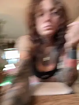 Snapshot of sugarmama90s chatting on November 30, 3:27 pm sugarmama90s online show from November 30, 3:27 pm