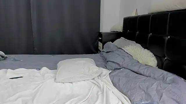 AryanaxXx online show from November 24, 6:07 pm