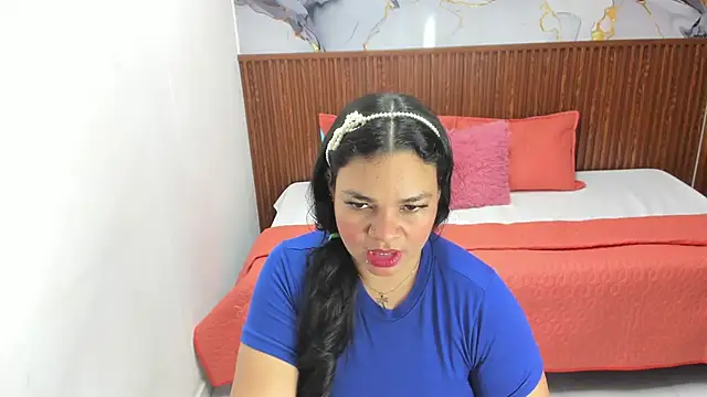 Cloe 35 online show from November 8, 8:07 pm