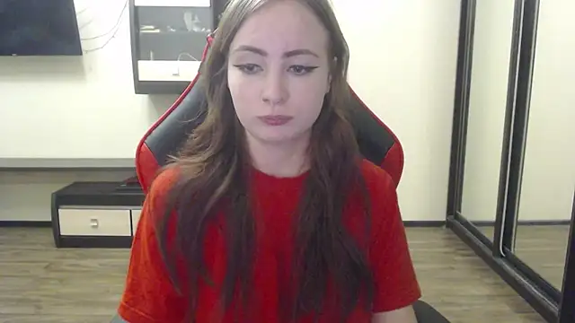 Snapshot of Laralianna chatting on December 22, 9:53 pm Laralianna online show from December 22, 9:53 pm