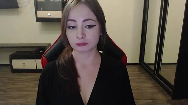 Snapshot of Laralianna chatting on January 5, 11:55 pm Laralianna online show from January 5, 11:55 pm