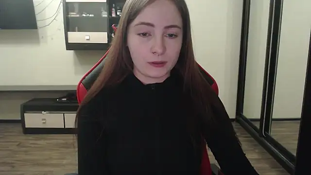 Snapshot of Laralianna chatting on February 7, 9:58 pm Laralianna online show from February 7, 9:58 pm