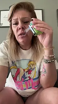 Snapshot of Lexi_Shocker chatting on February 26, 10:20 pm Lexi Shocker online show from February 26, 10:20 pm