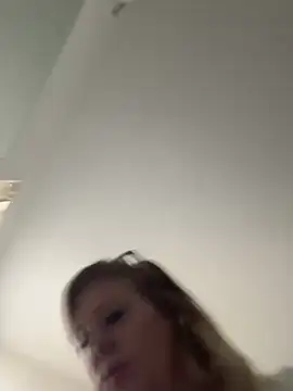 Snapshot of Lexi_Shocker chatting on February 28, 7:46 pm Lexi Shocker online show from February 28, 7:46 pm