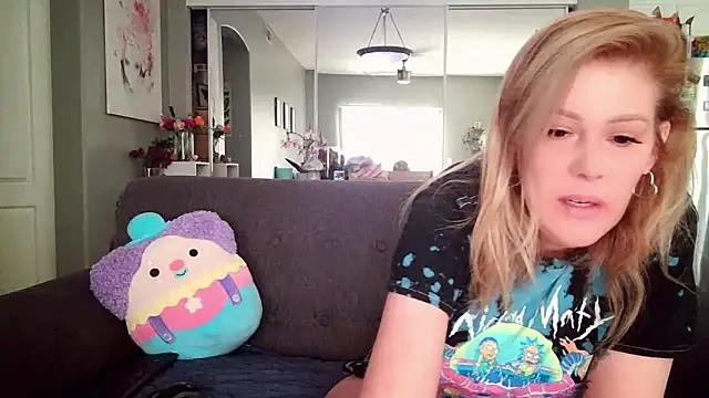 Snapshot of Lexi_Shocker chatting on March 16, 7:38 pm Lexi Shocker online show from March 16, 7:38 pm