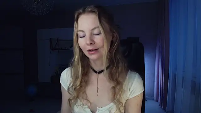 Snapshot of Cuddle_Cat chatting on January 9, 5:54 am Cuddle Cat online show from January 9, 5:54 am