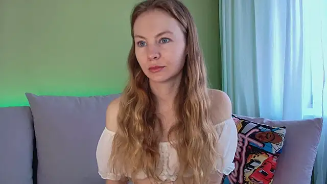 Cuddle Cat online show from February 18, 6:09 am