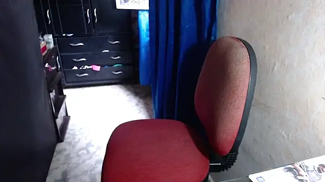 Barbiegomez online show from October 8, 5:54 pm