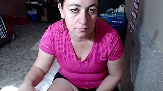 Barbiegomez online show from March 20, 6:13 pm