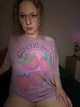 Snapshot of EmmieRae chatting on March 11, 5:13 am EmmieRae online show from March 11, 5:13 am