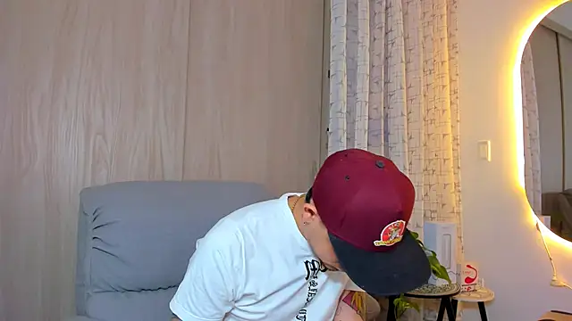 alejandro calderon1 online show from September 13, 3:28 am